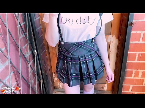 ❤️ Schoolgirl Sucks a dick gu domhainn agus fucks an àite clasaichean. ️ Porno aig gd.classicmebel21.ru