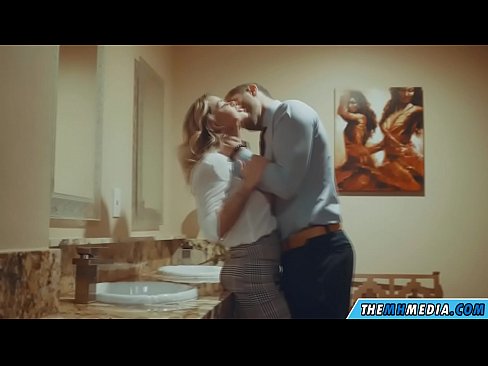 ❤️ Nuair a bhios fionn mòr gad mhealladh ann an seòmar fois poblach ️  Porno  aig gd.classicmebel21.ru